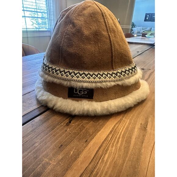 Ugg Women’s Brown Bucket Hat Leather Shearling Trim One Size Cap Australia - Picture 1 of 7